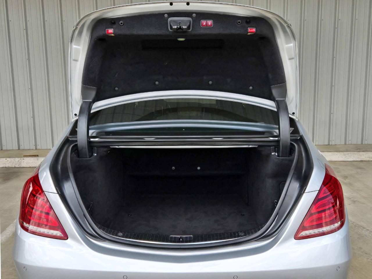 Mercedes-Benz S-Class  2014