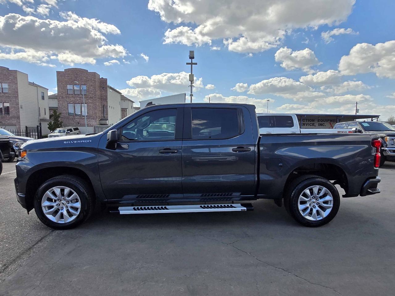 Chevrolet Silverado 1500 Custom Crew Cab 2WD 2020