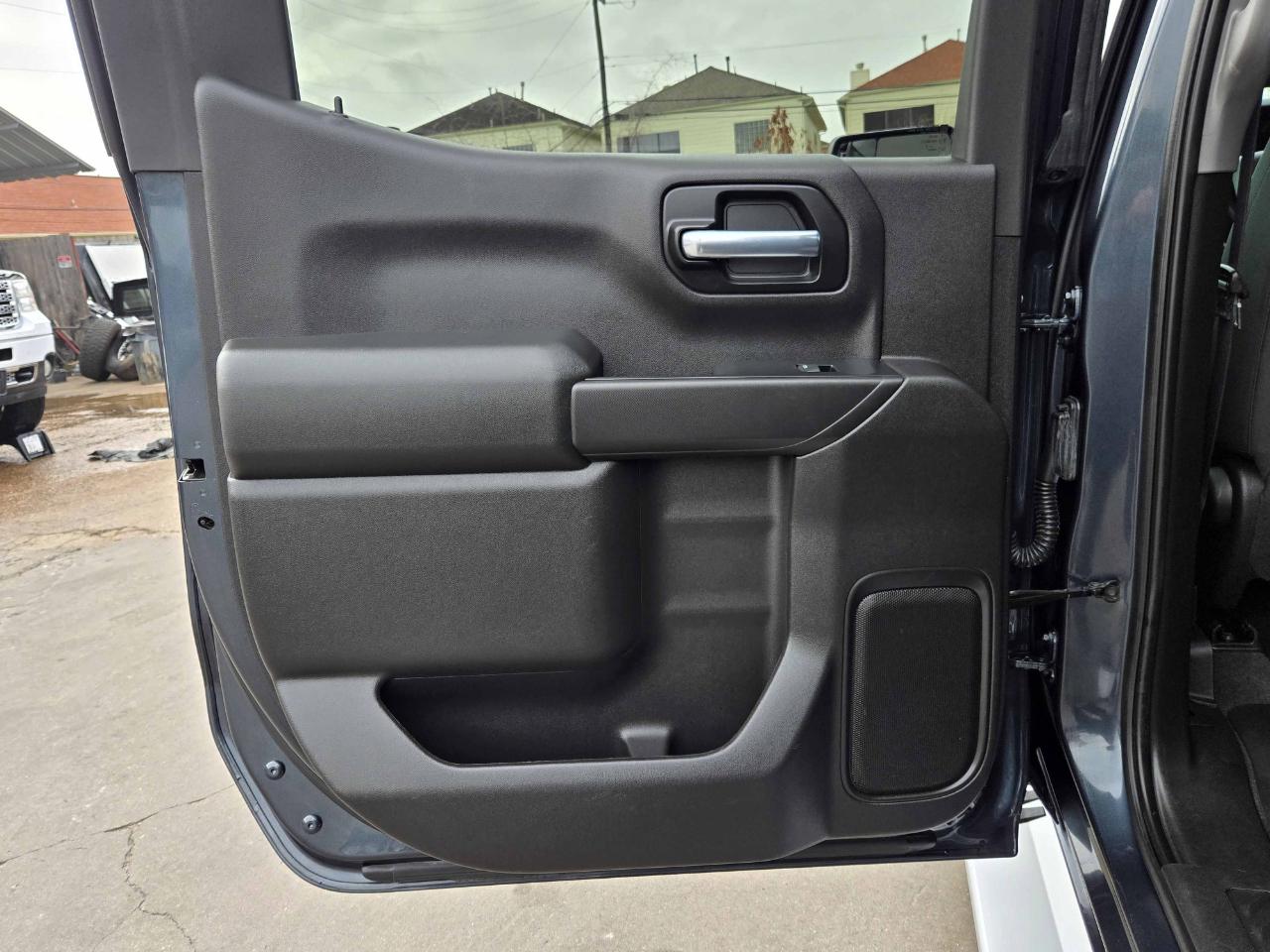 Chevrolet Silverado 1500 Custom Crew Cab 2WD 2020