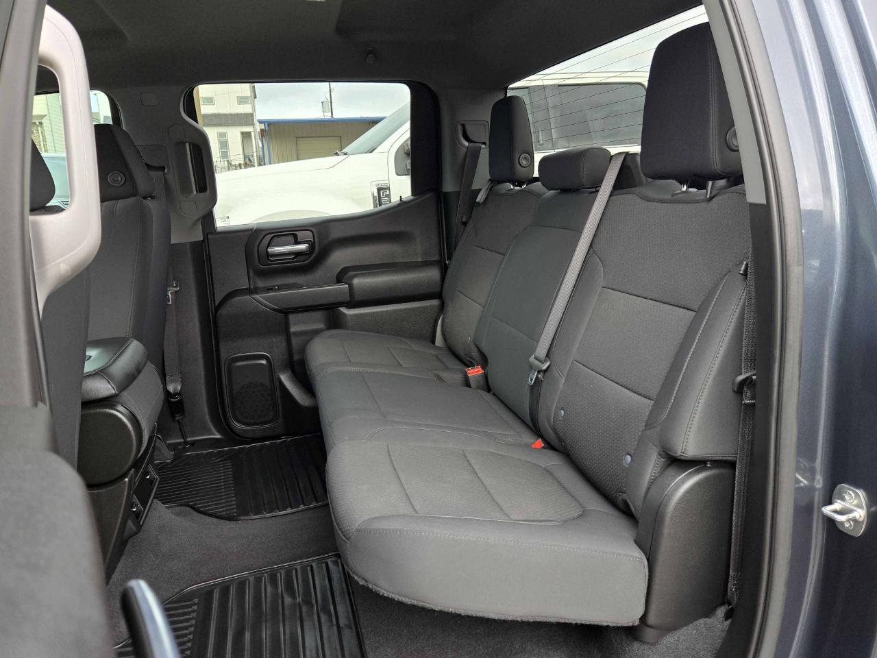 Chevrolet Silverado 1500 Custom Crew Cab 2WD 2020