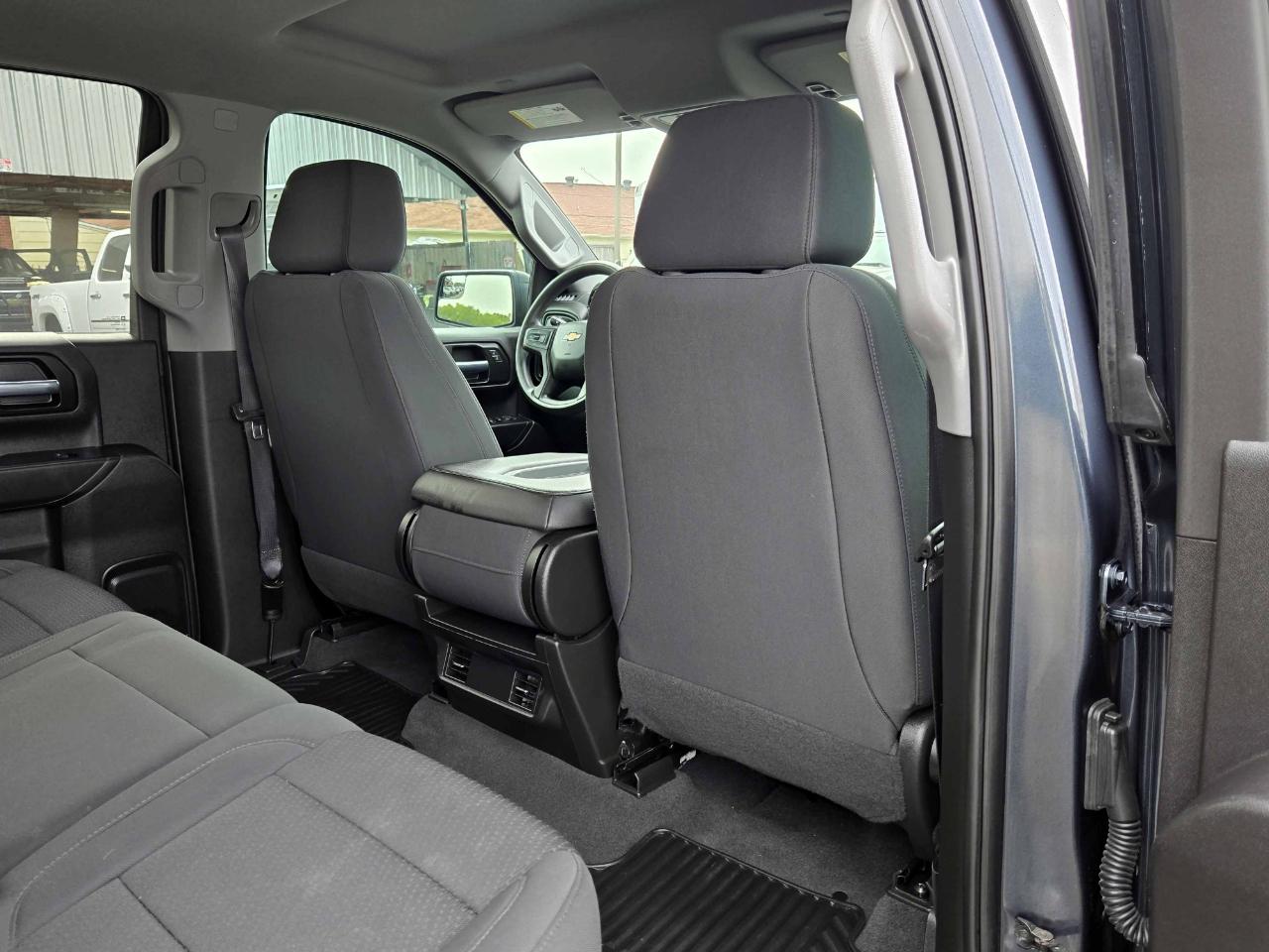 Chevrolet Silverado 1500 Custom Crew Cab 2WD 2020