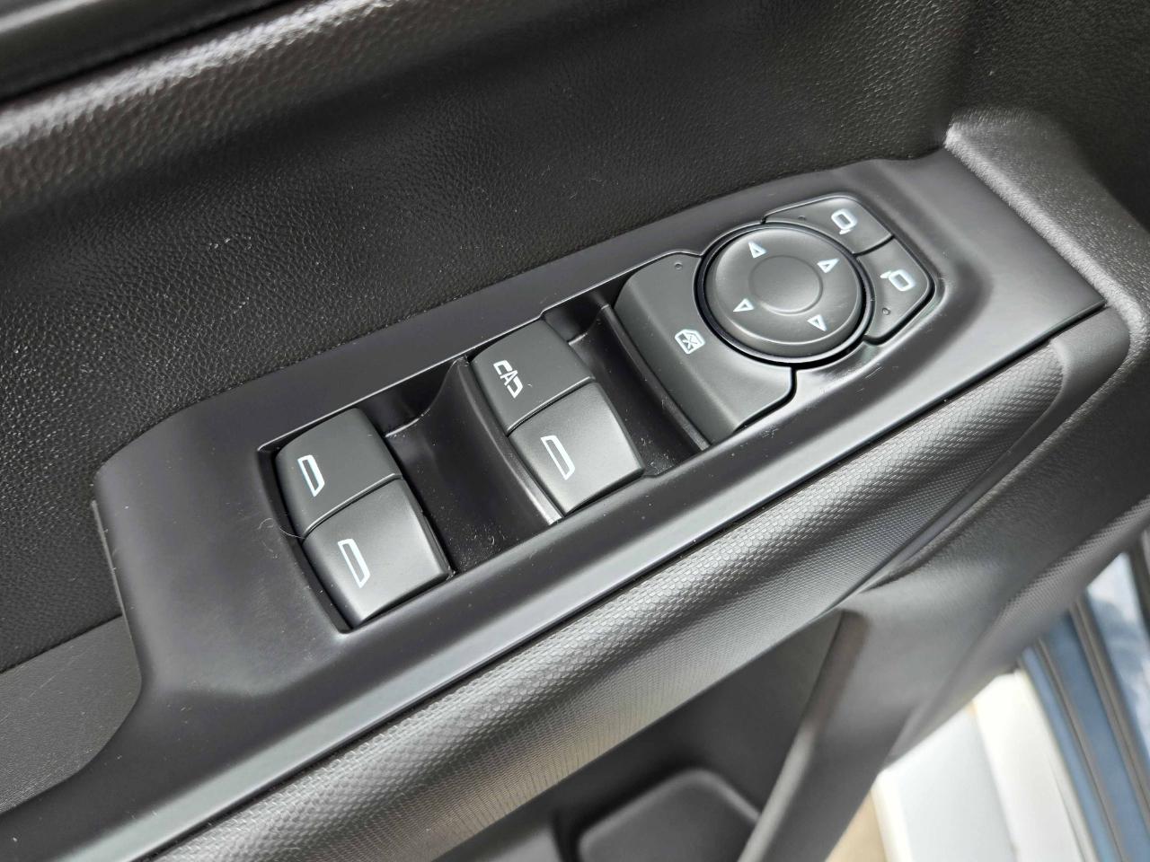 Chevrolet Silverado 1500 Custom Crew Cab 2WD 2020