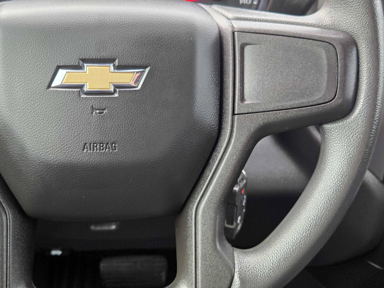 Chevrolet Silverado 1500 Custom Crew Cab 2WD 2020