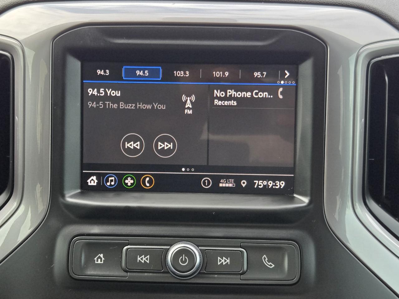 Chevrolet Silverado 1500 Custom Crew Cab 2WD 2020