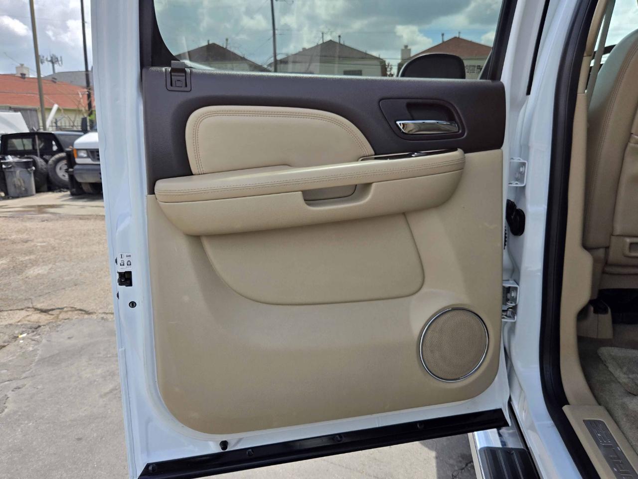 GMC Sierra 2500HD Denali Crew Cab 4WD 2012