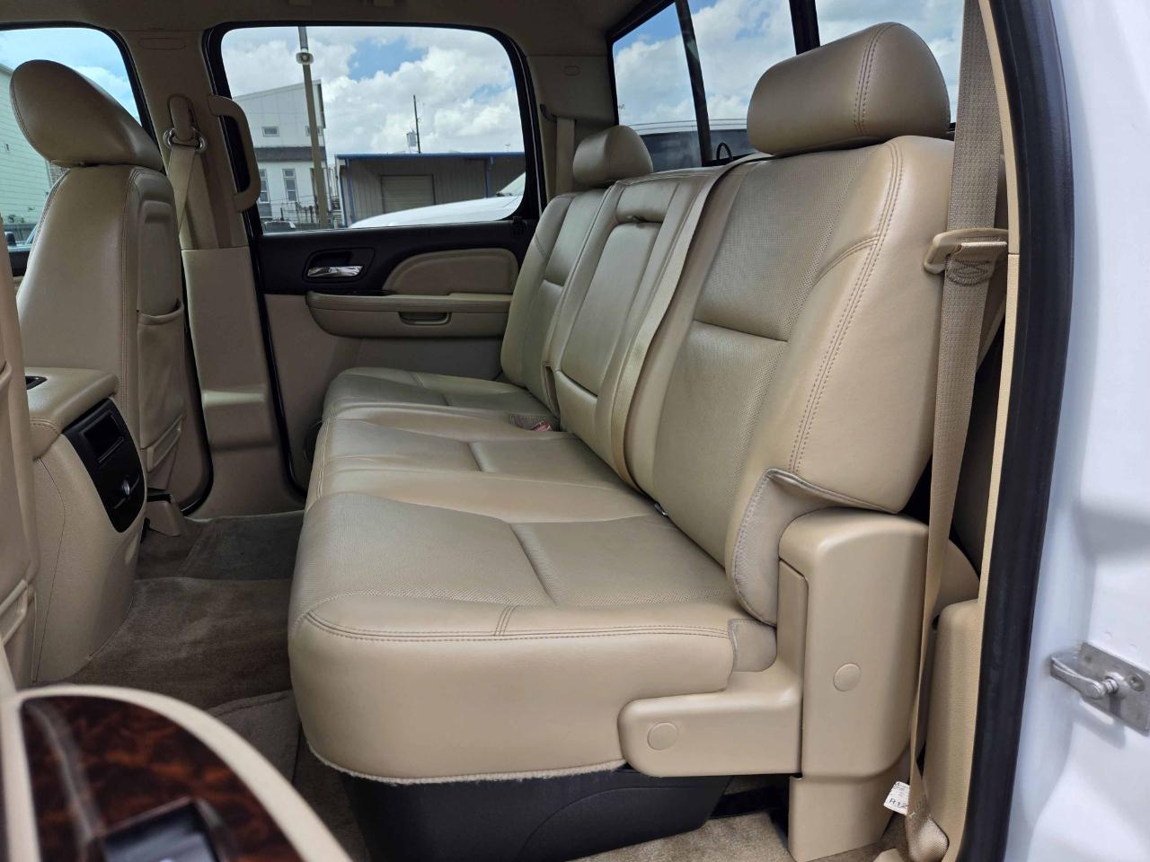 GMC Sierra 2500HD Denali Crew Cab 4WD 2012