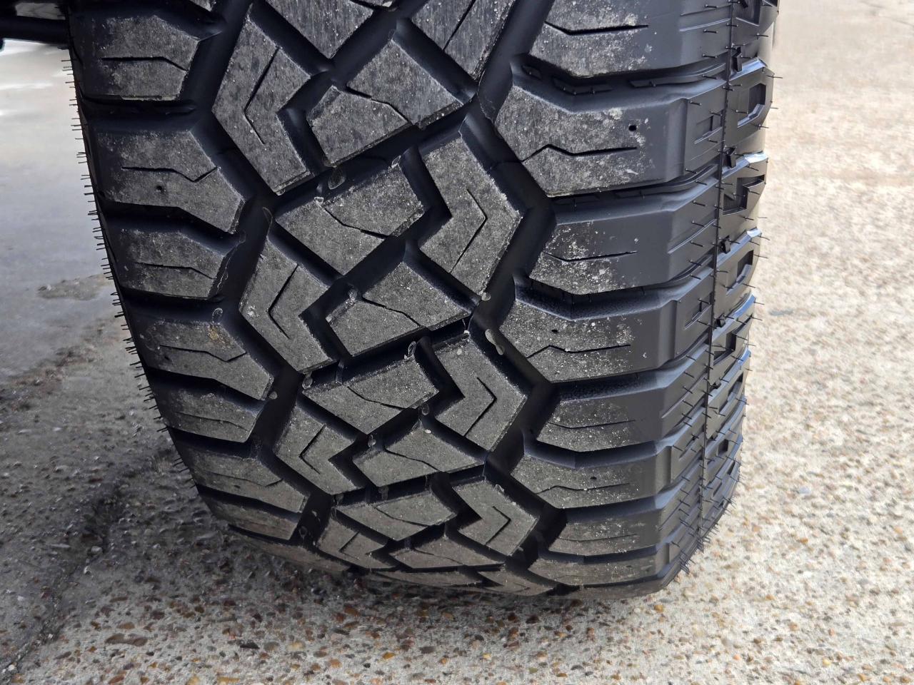 GMC Sierra 2500HD Denali Crew Cab 4WD 2012