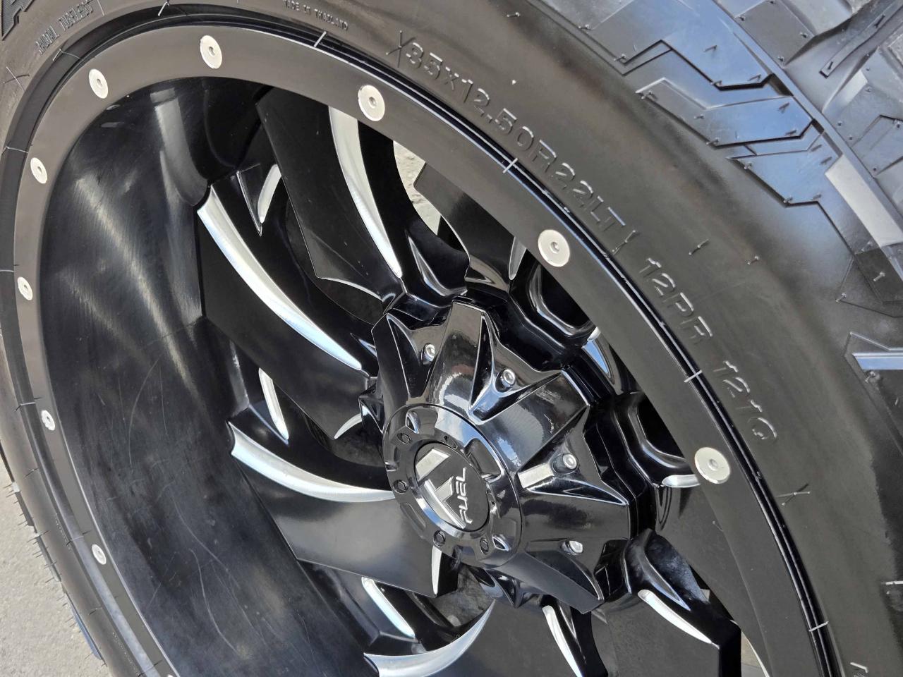 Chevrolet Silverado 2500HD LT Crew Cab 4WD 2018