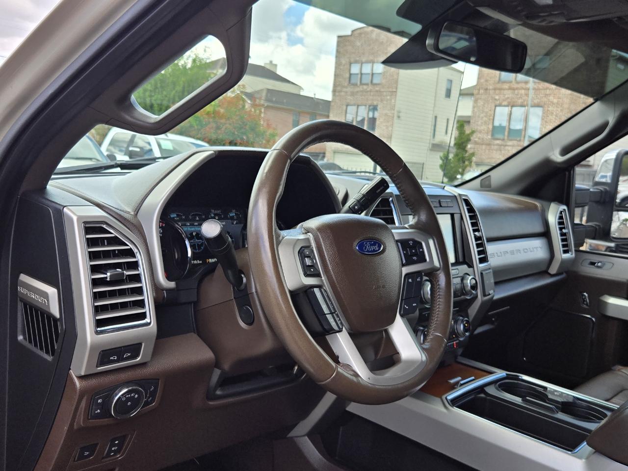 Ford Super Duty F-250 SRW  2017