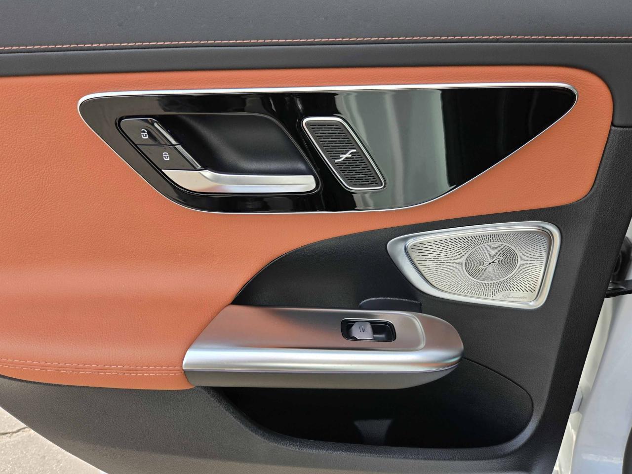 Mercedes-Benz C-Class  2023