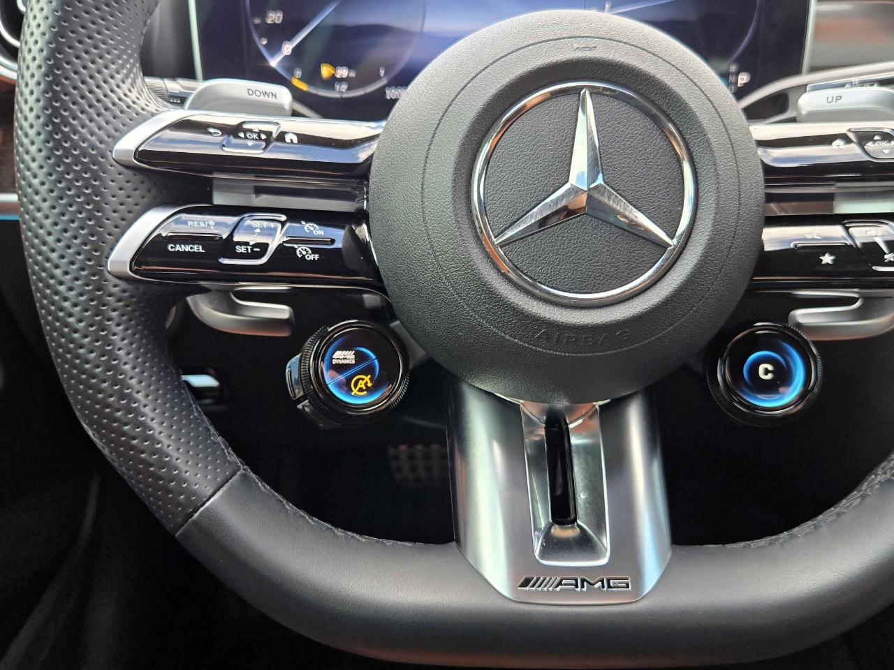 Mercedes-Benz C-Class  2023