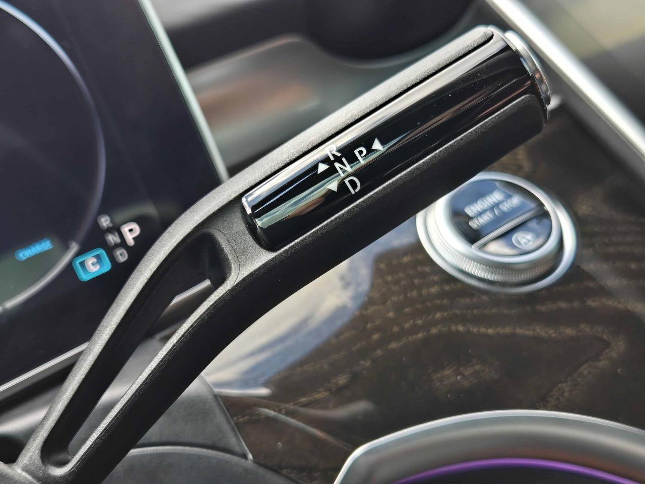 Mercedes-Benz C-Class  2023