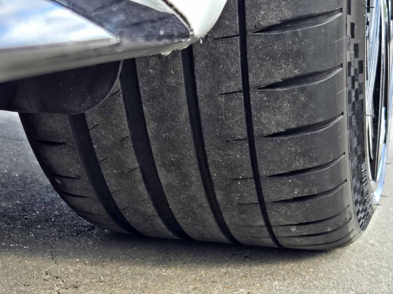 Mercedes-Benz C-Class  2023