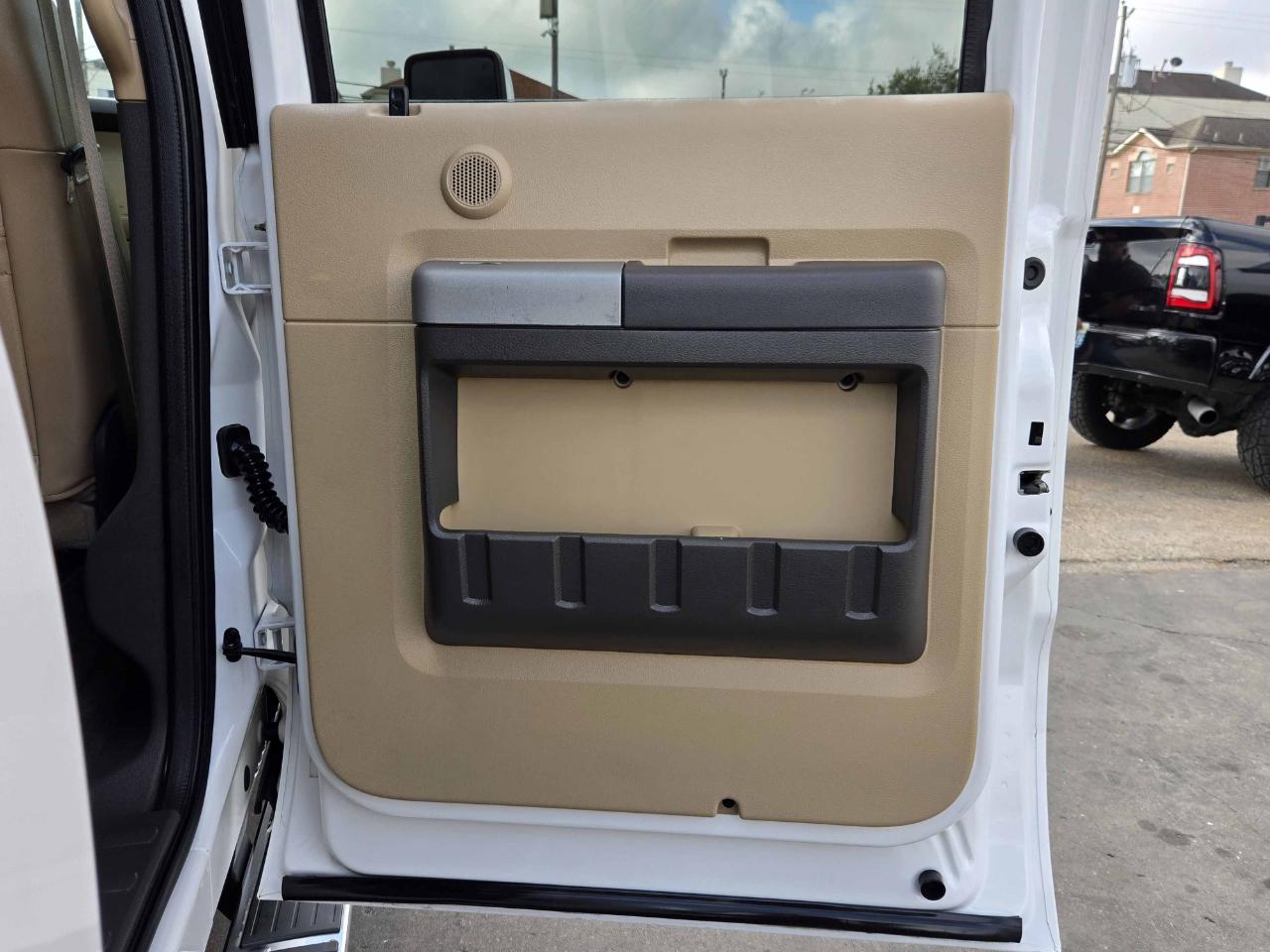 Ford Super Duty F-350 SRW  2013