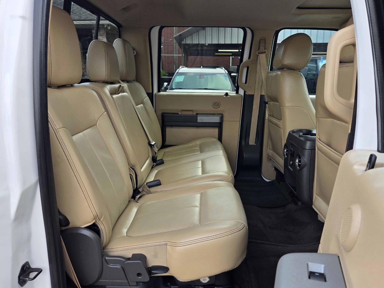 Ford Super Duty F-350 SRW  2013