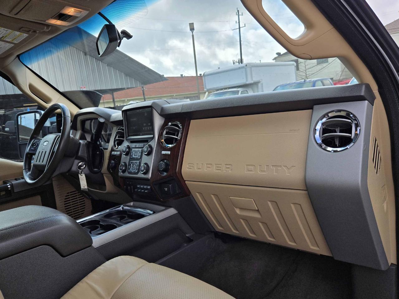 Ford Super Duty F-350 SRW  2013