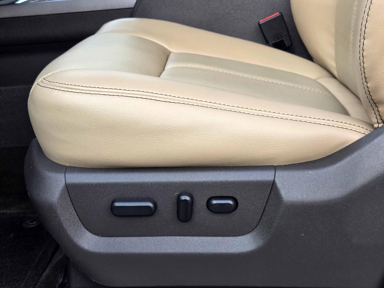 Ford Super Duty F-350 SRW  2013