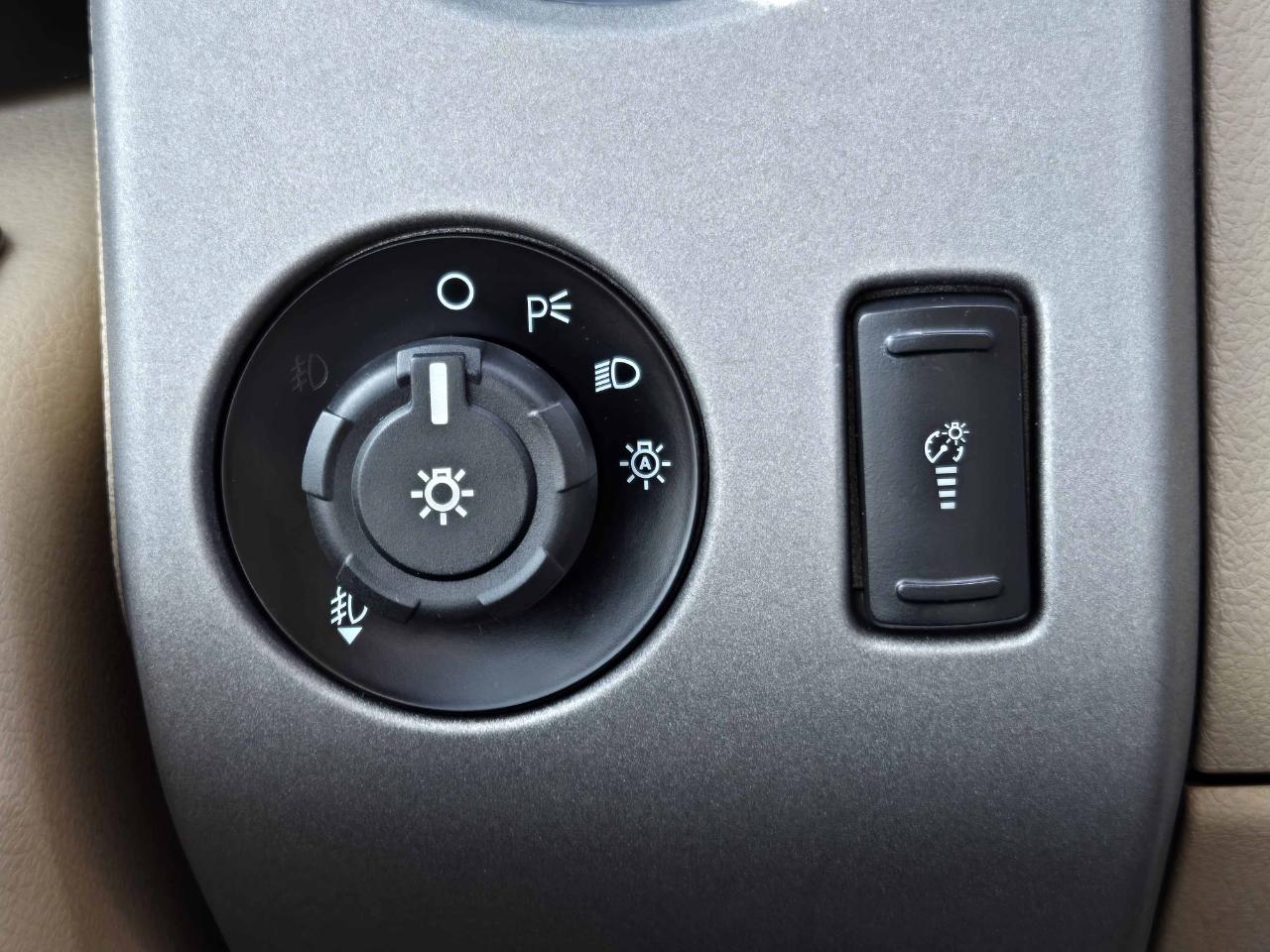 Ford Super Duty F-350 SRW  2013