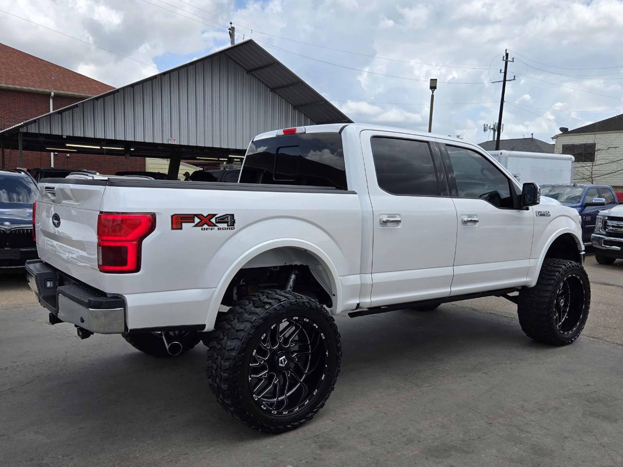 Ford F-150 Lariat SuperCrew 4WD 2019