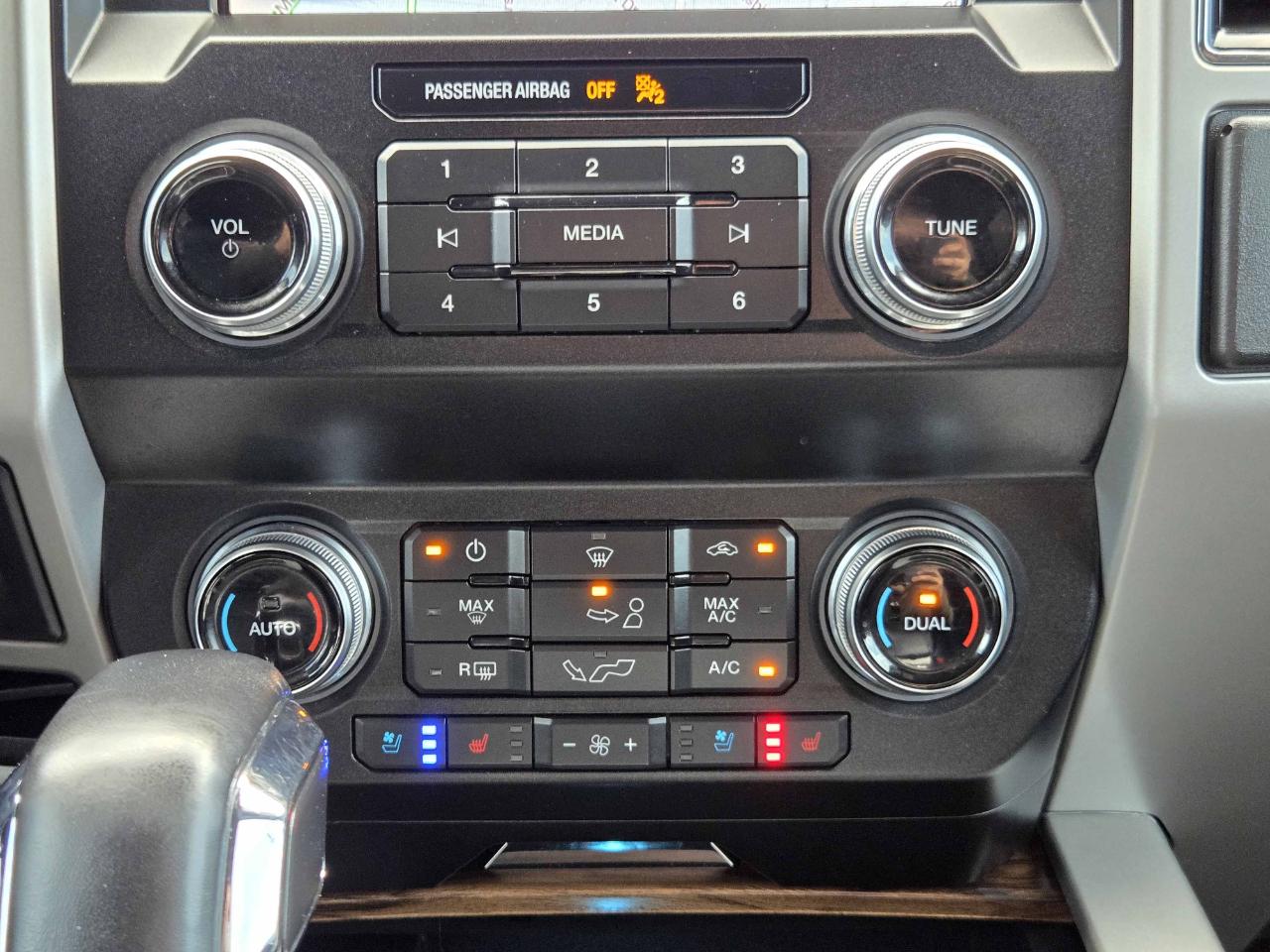 Ford F-150 Lariat SuperCrew 4WD 2019