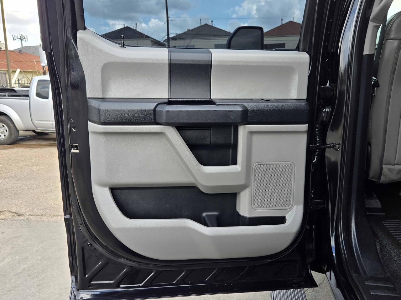 Ford Super Duty F-450 DRW  2020