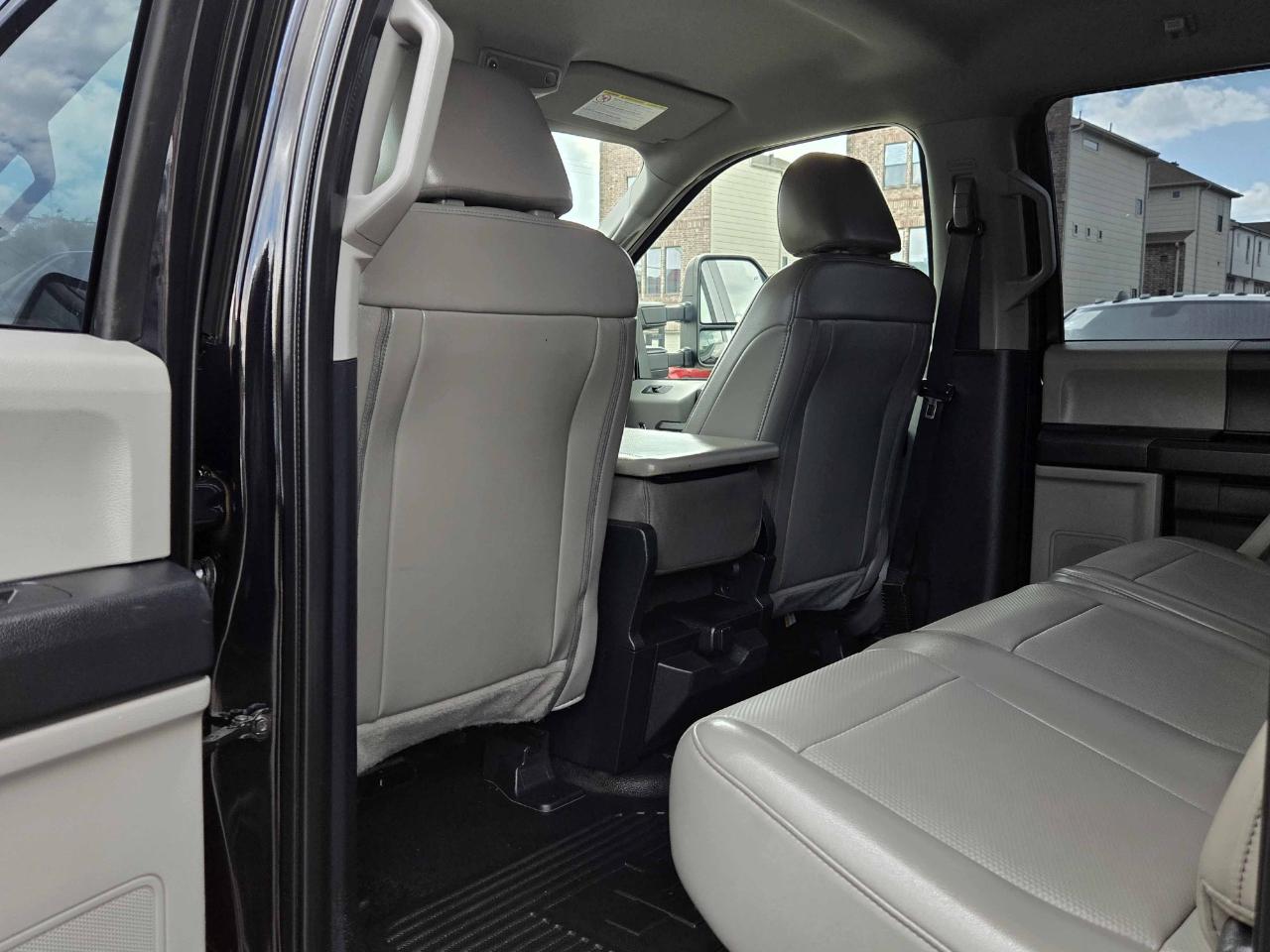 Ford Super Duty F-450 DRW  2020