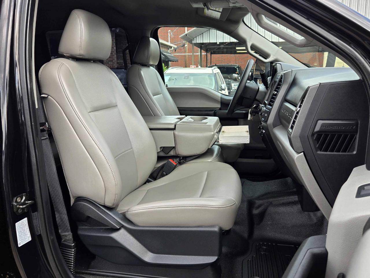 Ford Super Duty F-450 DRW  2020