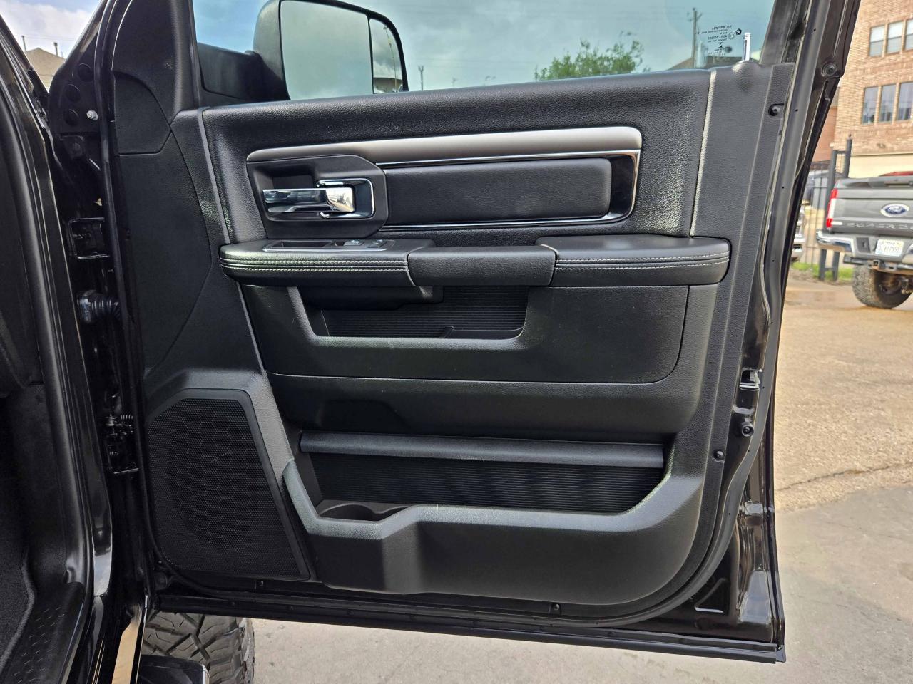 RAM 2500 Laramie Mega Cab 4WD 2018