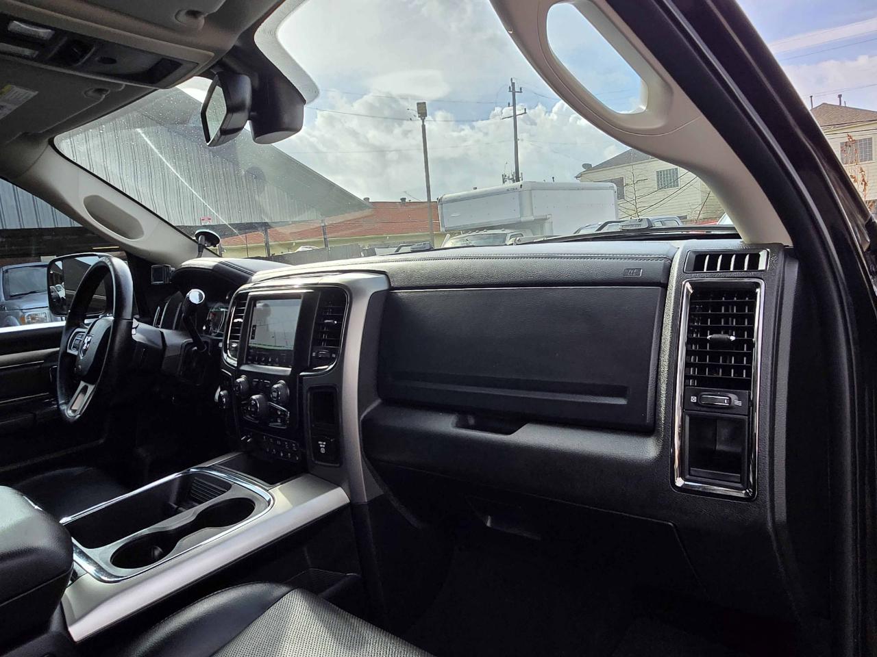 RAM 2500 Laramie Mega Cab 4WD 2018