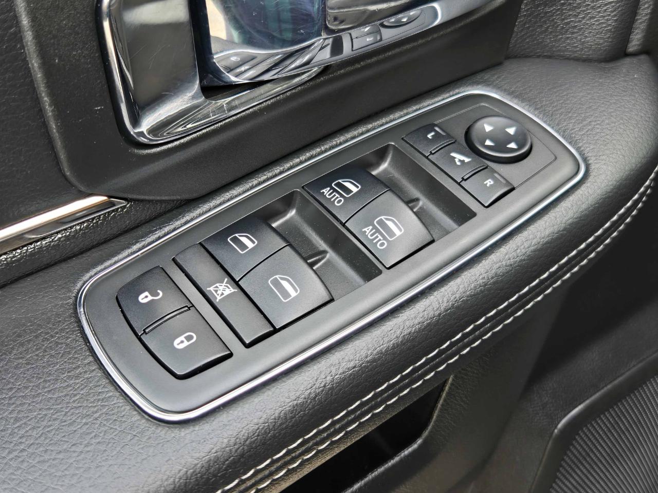 RAM 2500 Laramie Mega Cab 4WD 2018