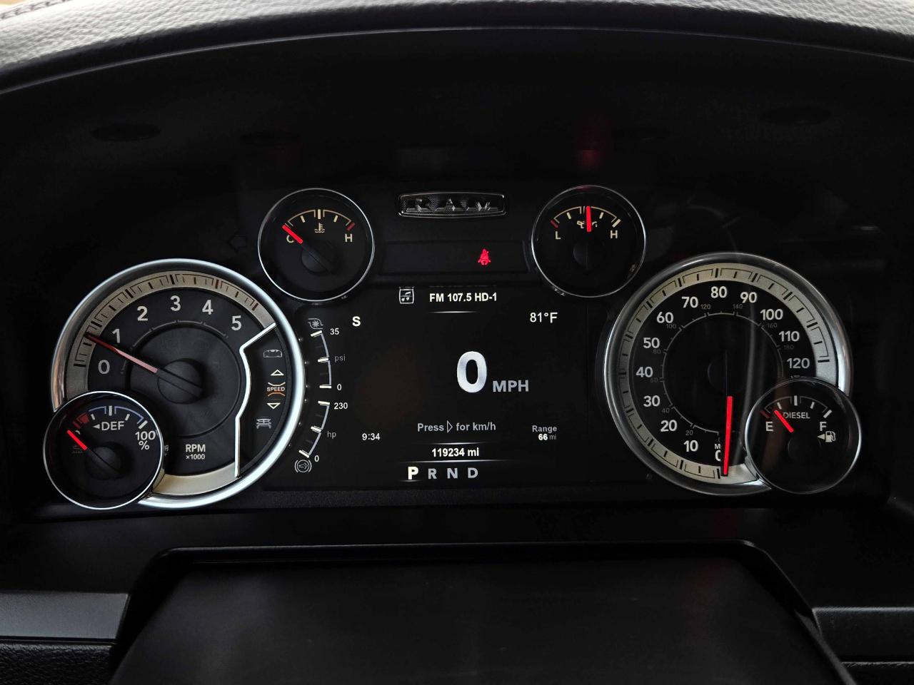 RAM 2500 Laramie Mega Cab 4WD 2018