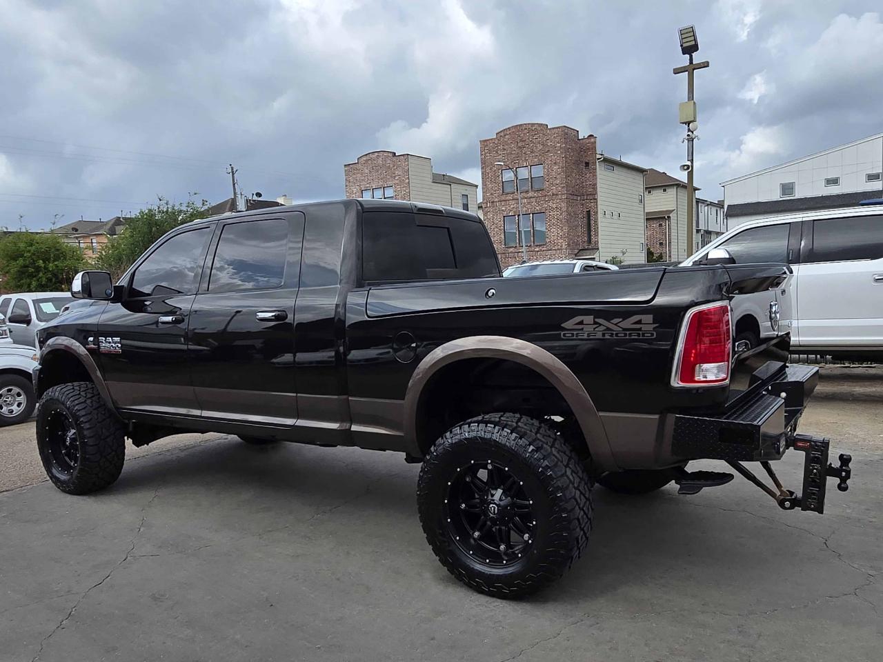 RAM 2500 Laramie Mega Cab 4WD 2017