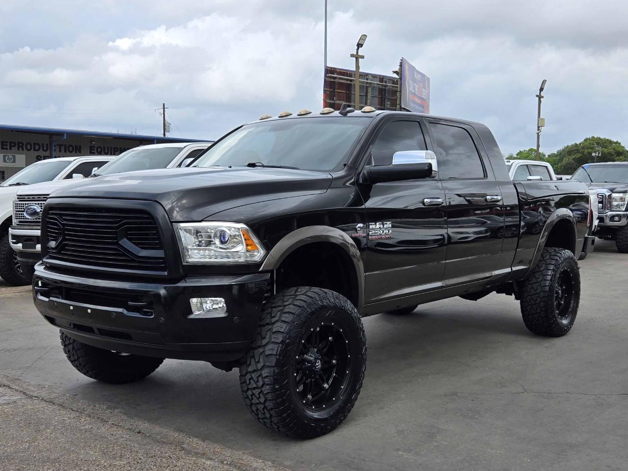 RAM 2500 Laramie Mega Cab 4WD 2017