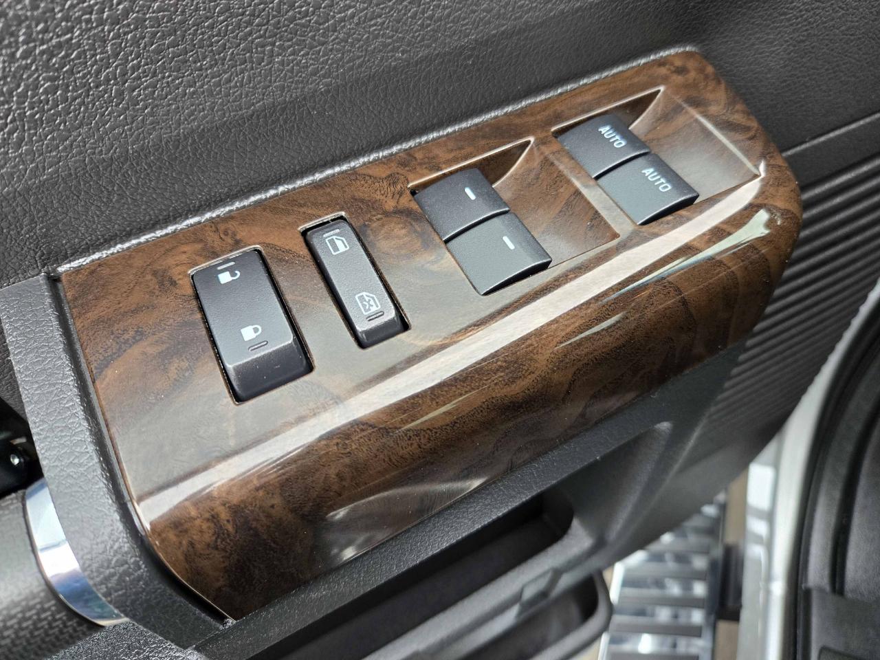 Ford Super Duty F-250 SRW  2015