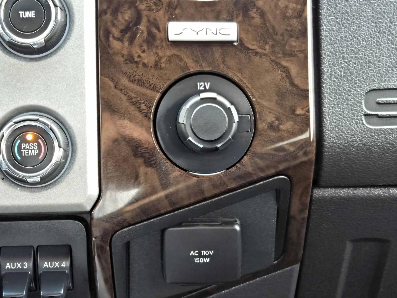 Ford Super Duty F-250 SRW  2015