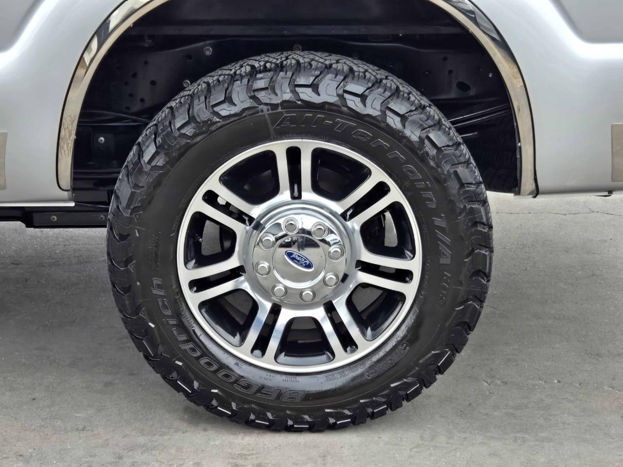 Ford Super Duty F-250 SRW  2015