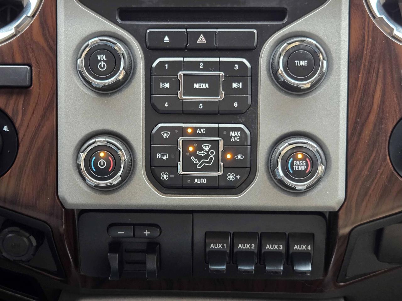 Ford Super Duty F-250 SRW  2016