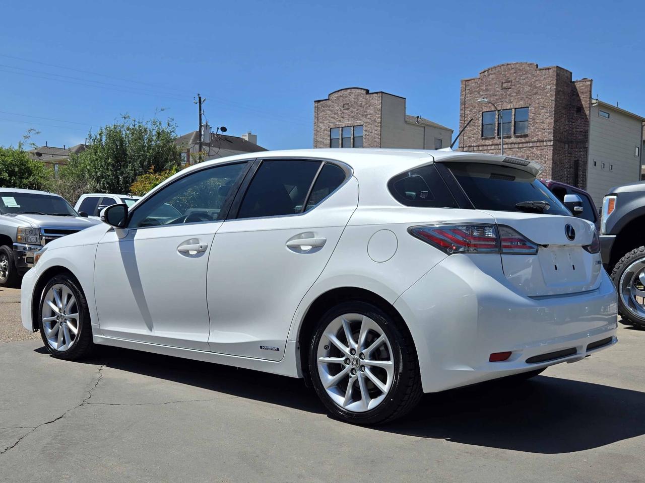 Lexus CT 200h  2013
