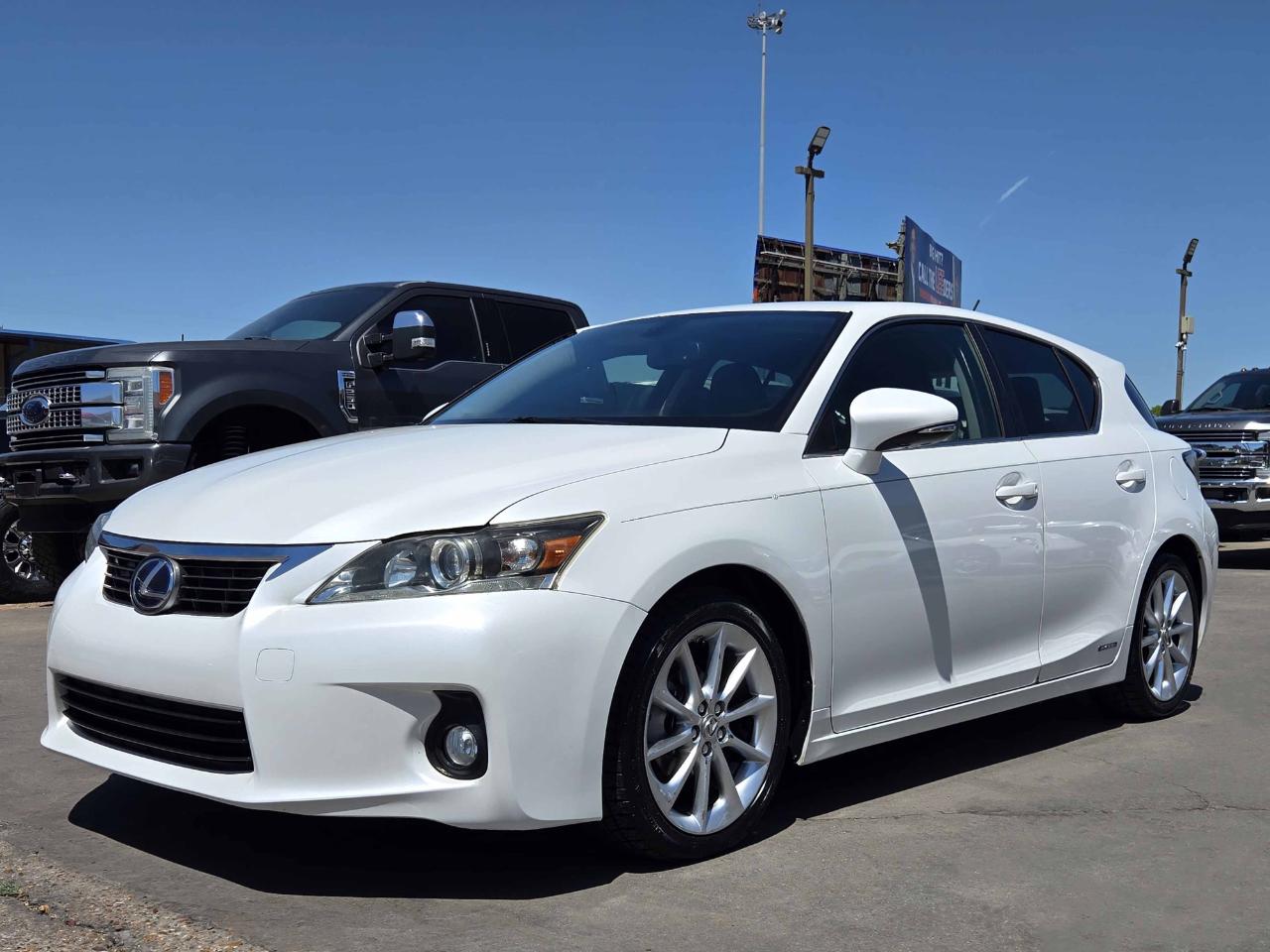 Lexus CT 200h  2013