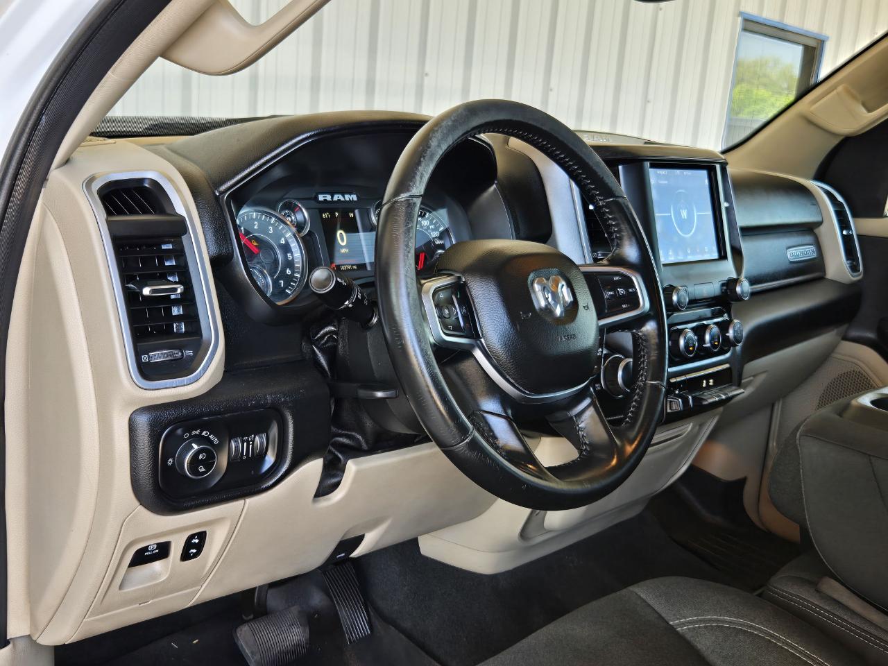 RAM 1500 Big Horn Quad Cab 4WD 2019