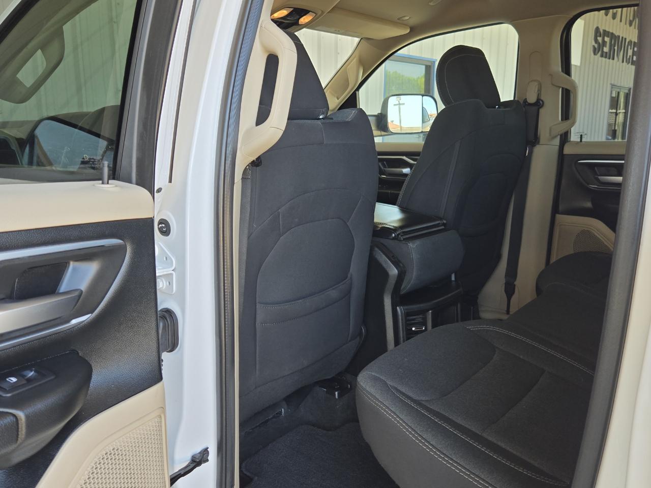 RAM 1500 Big Horn Quad Cab 4WD 2019