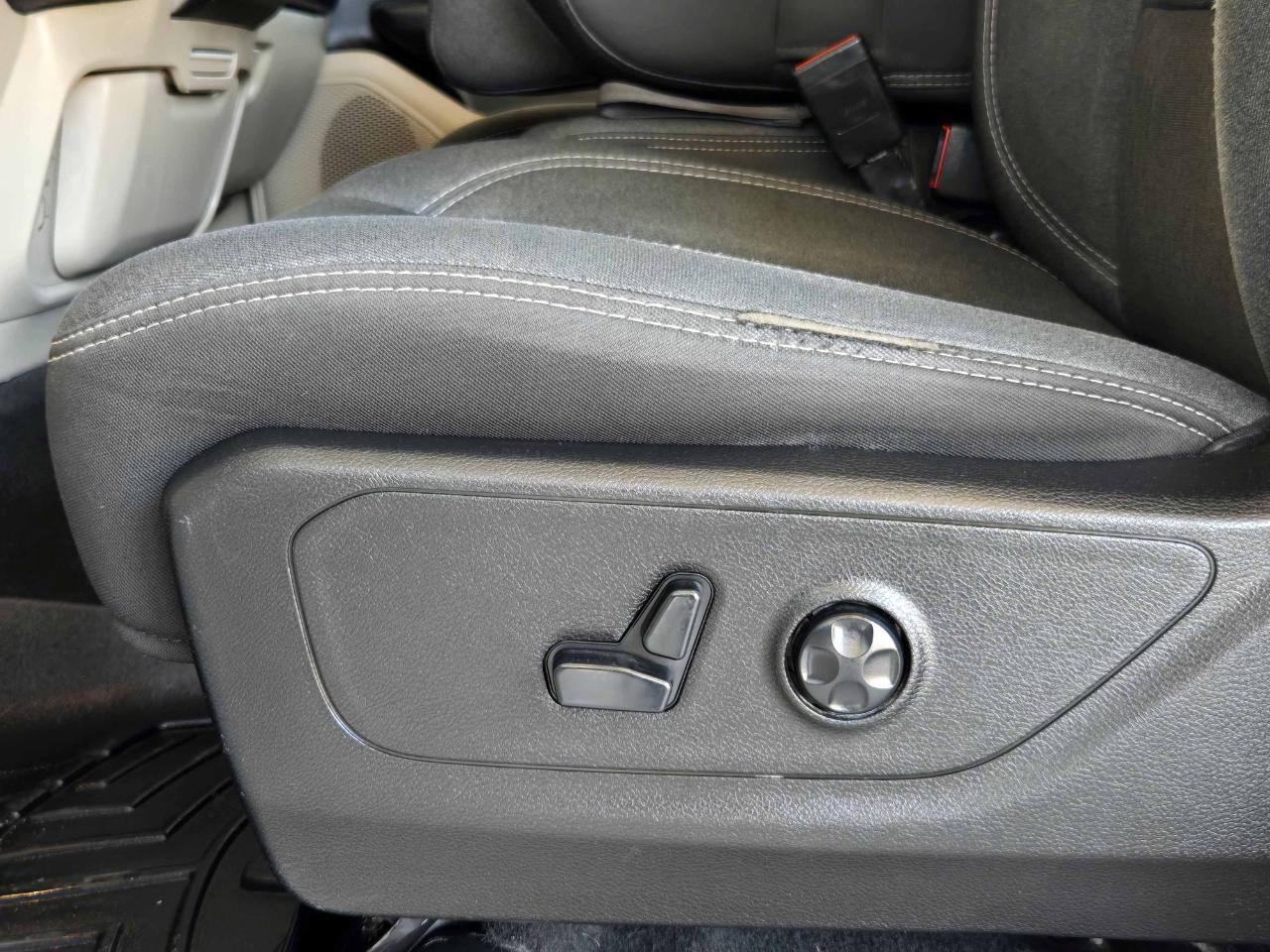 RAM 1500 Big Horn Quad Cab 4WD 2019