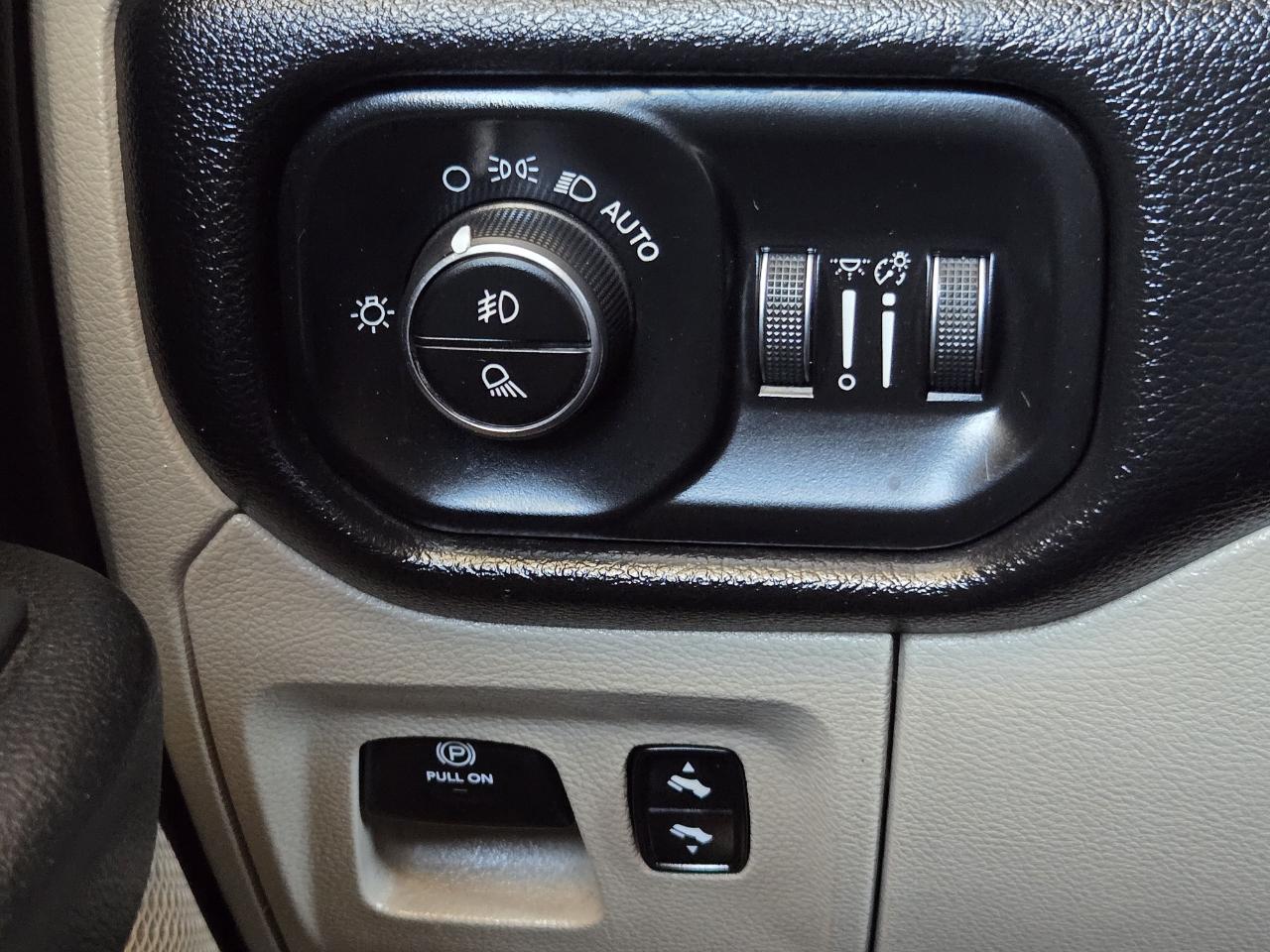 RAM 1500 Big Horn Quad Cab 4WD 2019