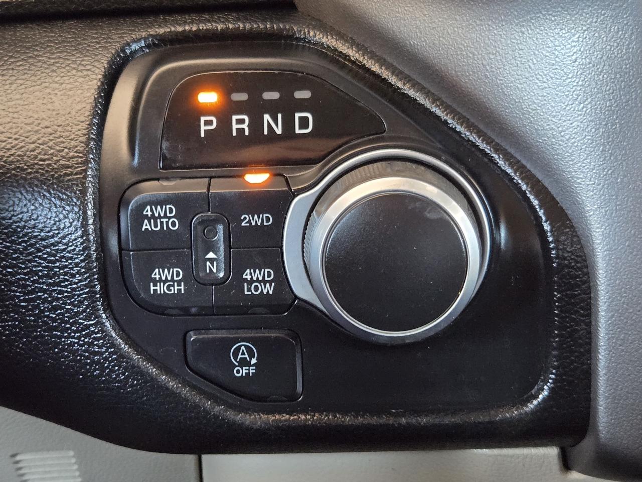 RAM 1500 Big Horn Quad Cab 4WD 2019