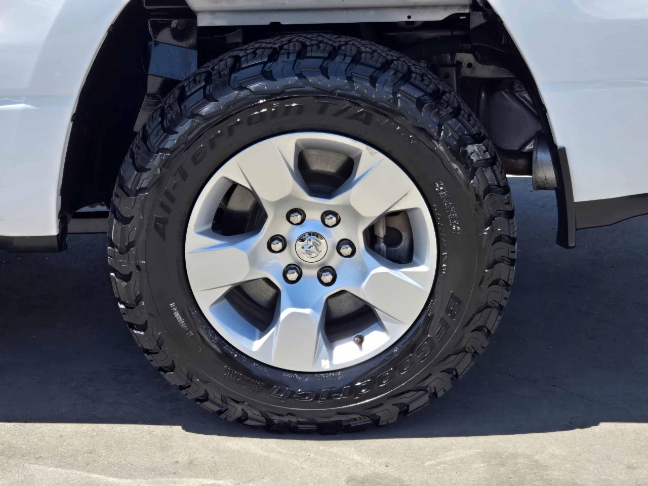 RAM 1500 Big Horn Quad Cab 4WD 2019