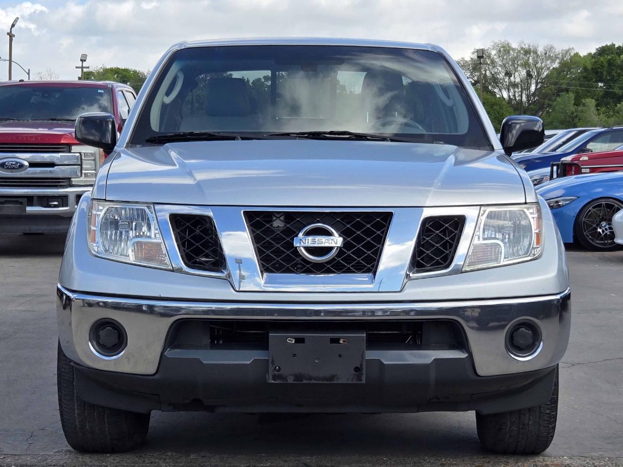 Nissan Frontier  2010