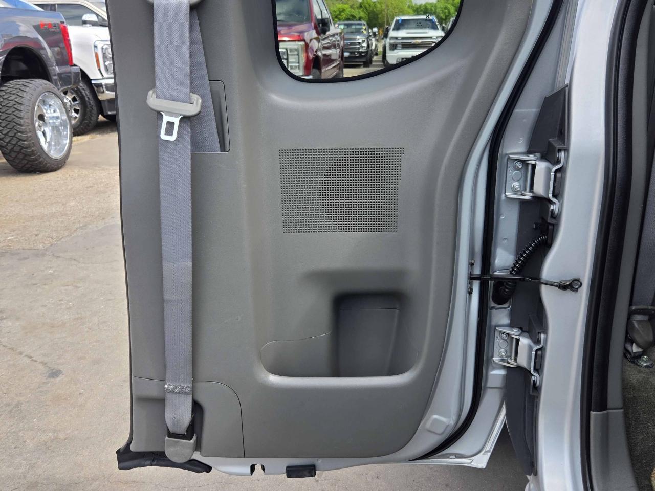 Nissan Frontier  2010