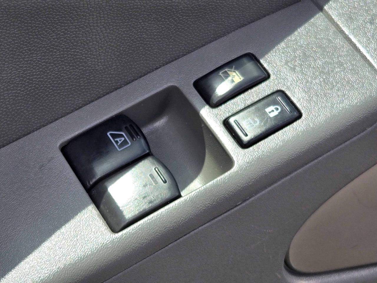 Nissan Frontier  2010