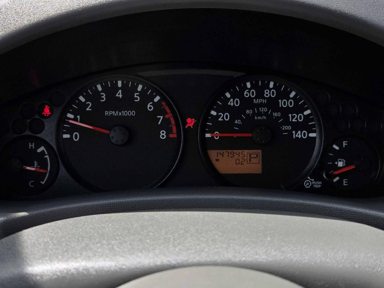 Nissan Frontier  2010