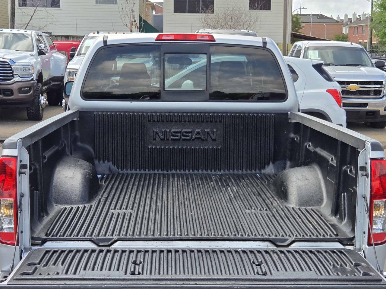 Nissan Frontier  2010